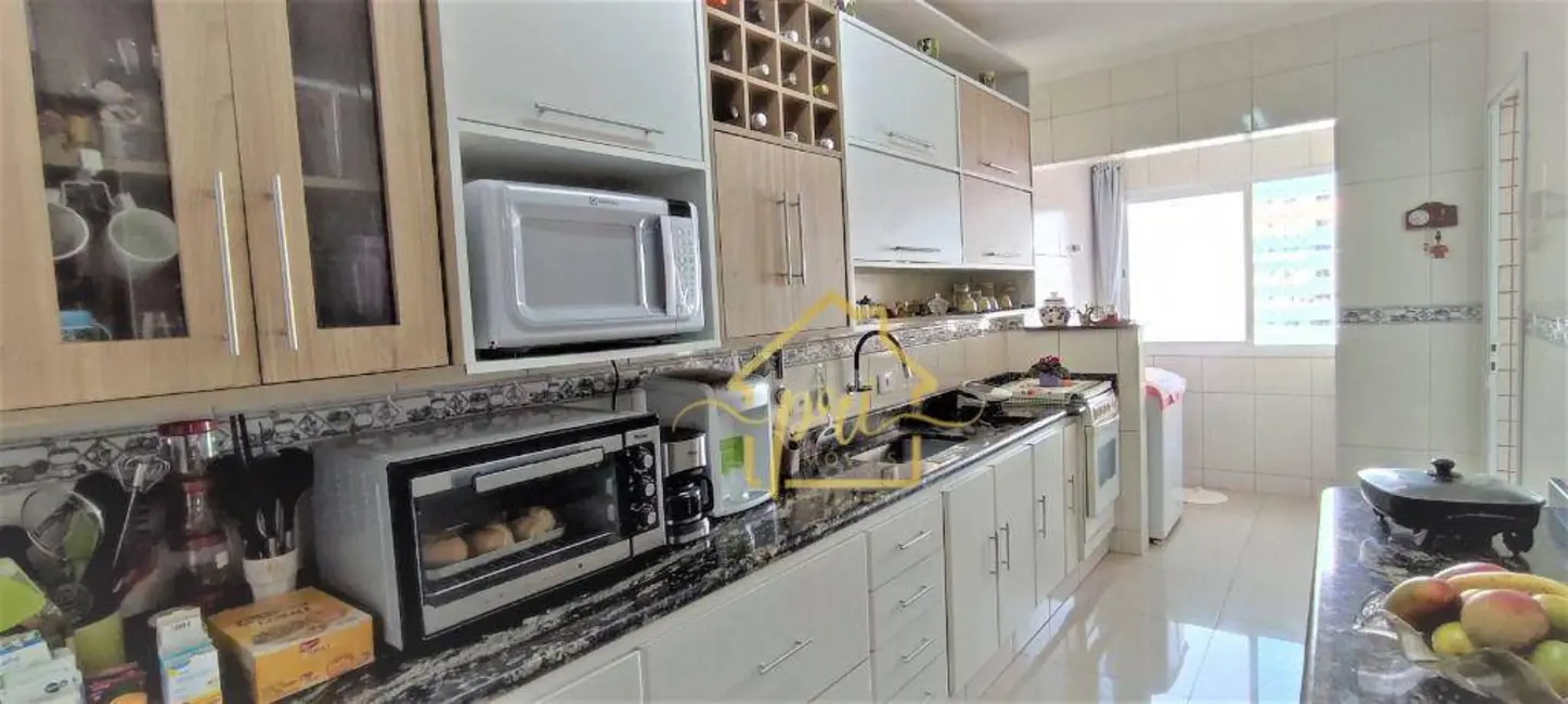 Apartamento com 2 quartos à venda, 100m2 em Aviação, Praia Grande - SP - imagem 8 Foto 8 de Apartamento com 2 quartos à venda, 100m2 em Aviação, Praia Grande - SP