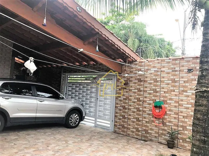 Casa com 2 quartos à venda, 78m2 em Maracanã, Praia Grande - SP - imagem 3 Foto 3 de Casa com 2 quartos à venda, 78m2 em Maracanã, Praia Grande - SP