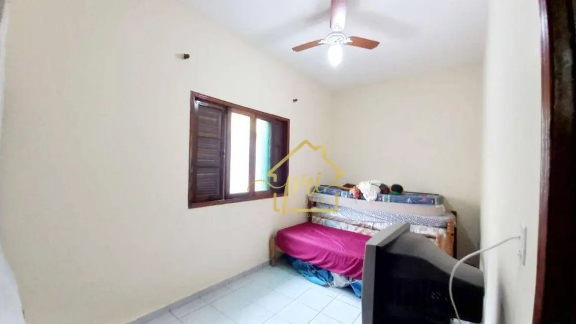 Foto 9 de Casa com 3 quartos à venda, 170m2 em Maracanã, Praia Grande - SP