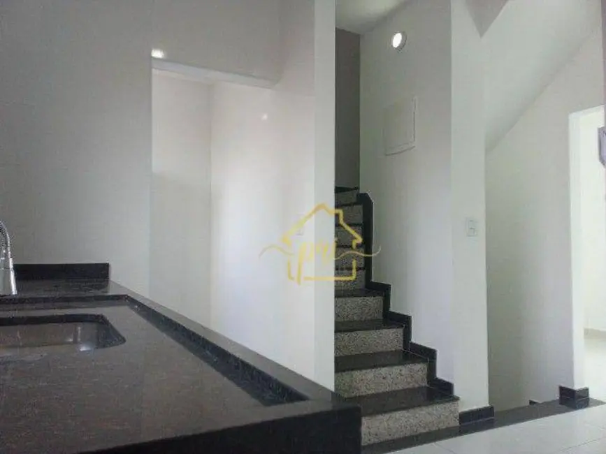 Sobrado com 2 quartos à venda, 93m2 em Estuário, Santos - SP - imagem 3 Foto 3 de Sobrado com 2 quartos à venda, 93m2 em Estuário, Santos - SP