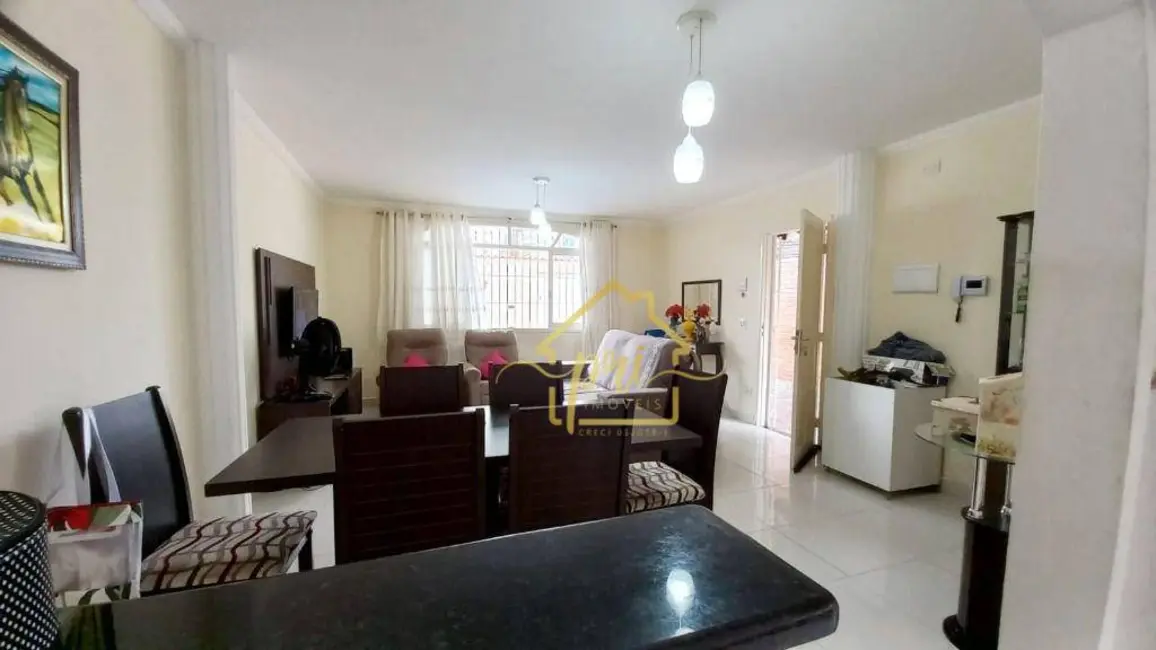 Casa com 3 quartos à venda, 239m2 em Caiçara, Praia Grande - SP - imagem 6 Foto 6 de Casa com 3 quartos à venda, 239m2 em Caiçara, Praia Grande - SP