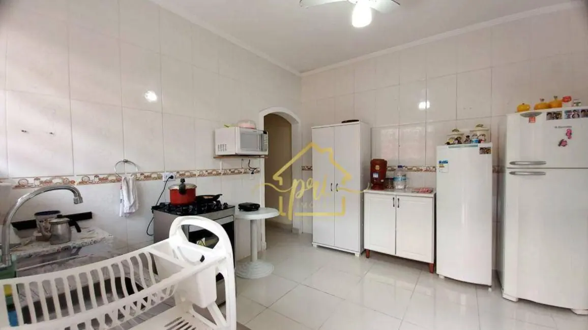 Casa com 3 quartos à venda, 239m2 em Caiçara, Praia Grande - SP - imagem 4 Foto 4 de Casa com 3 quartos à venda, 239m2 em Caiçara, Praia Grande - SP