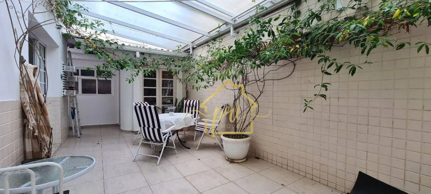 Foto 4 de Casa com 4 quartos à venda, 180m2 em Boqueirão, Santos - SP