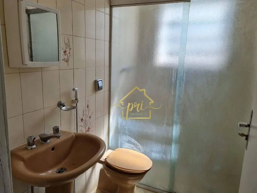 Foto 9 de Casa com 2 quartos à venda, 121m2 em Jardim Carlu, São Paulo - SP