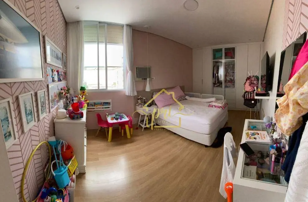 Foto 9 de Apartamento com 3 quartos à venda, 141m2 em Gonzaga, Santos - SP