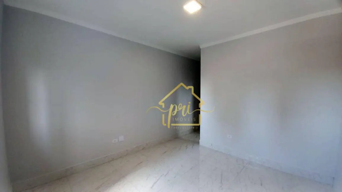 Foto 8 de Sobrado com 3 quartos à venda, 140m2 em Praia Grande - SP