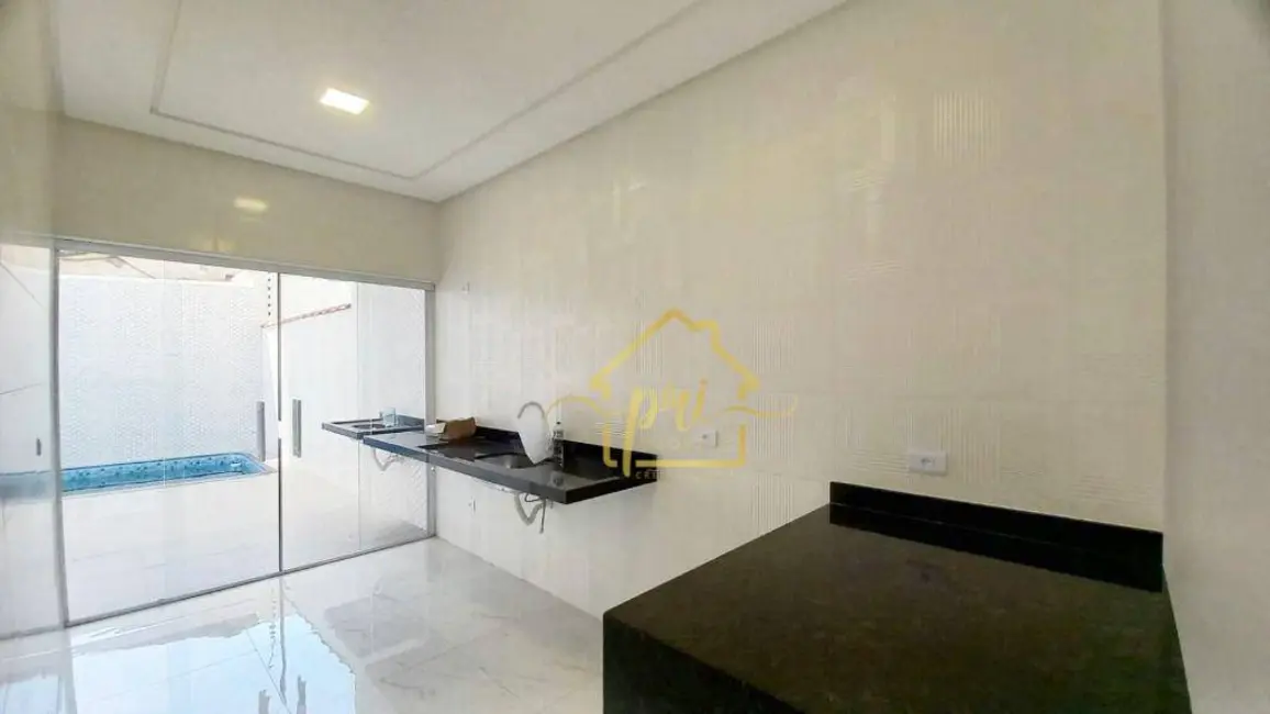 Foto 6 de Sobrado com 3 quartos à venda, 140m2 em Praia Grande - SP