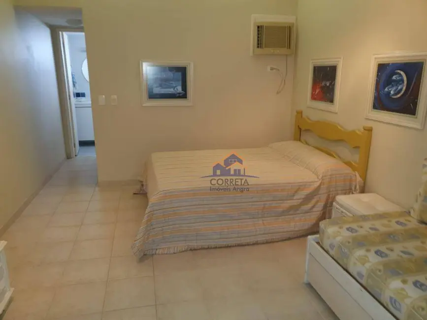 Foto 3 de Casa de Condomínio com 4 quartos à venda, 160m2 em Praia da Ribeira (Cunhambebe), Angra Dos Reis - RJ