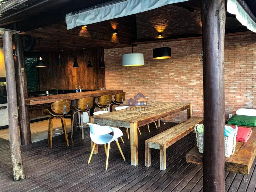 Casa de Condomínio com 4 quartos à venda, 1000m2 em Gambôa do Belém (Cunhambebe), Angra Dos Reis - RJ - imagem 7 Foto 7 de Casa de Condomínio com 4 quartos à venda, 1000m2 em Gambôa do Belém (Cunhambebe), Angra Dos Reis - RJ