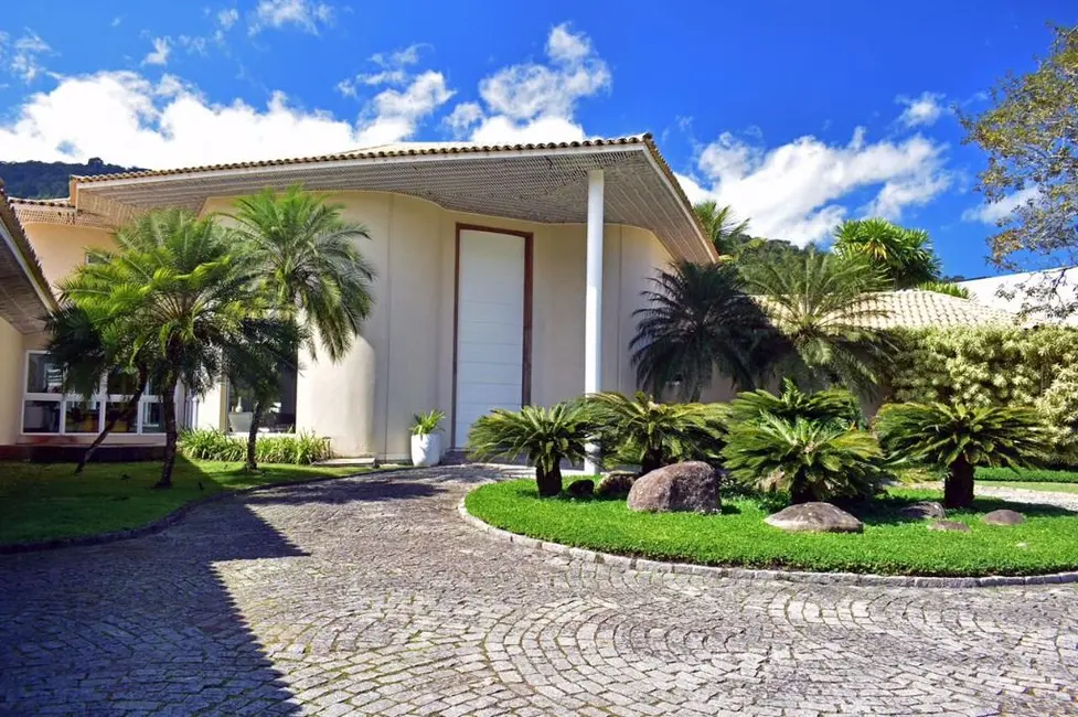 Casa de Condomínio com 6 quartos à venda, 1000m2 em Angra Dos Reis - RJ - imagem 4 Foto 4 de Casa de Condomínio com 6 quartos à venda, 1000m2 em Angra Dos Reis - RJ