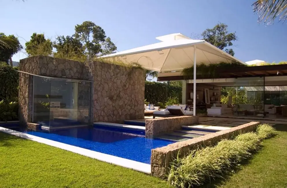 Casa com 5 quartos à venda, 700m2 em Angra Dos Reis - RJ - imagem 7 Foto 7 de Casa com 5 quartos à venda, 700m2 em Angra Dos Reis - RJ