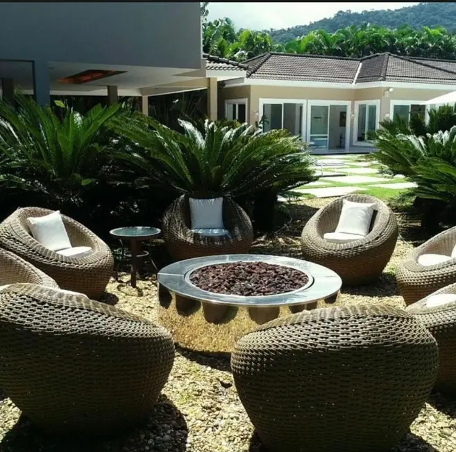 Casa com 6 quartos à venda, 4000m2 em Angra Dos Reis - RJ - imagem 4 Foto 4 de Casa com 6 quartos à venda, 4000m2 em Angra Dos Reis - RJ