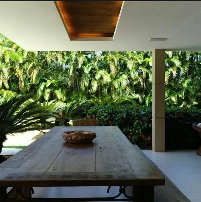 Casa com 6 quartos à venda, 4000m2 em Angra Dos Reis - RJ - imagem 5 Foto 5 de Casa com 6 quartos à venda, 4000m2 em Angra Dos Reis - RJ