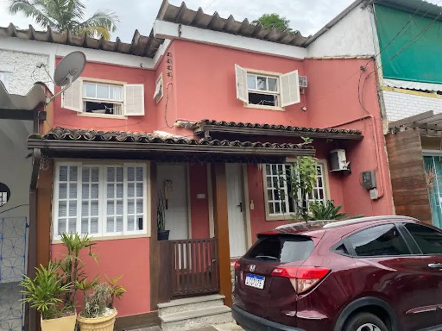 Foto 3 de Casa com 3 quartos à venda, 150m2 em Centro, Angra Dos Reis - RJ