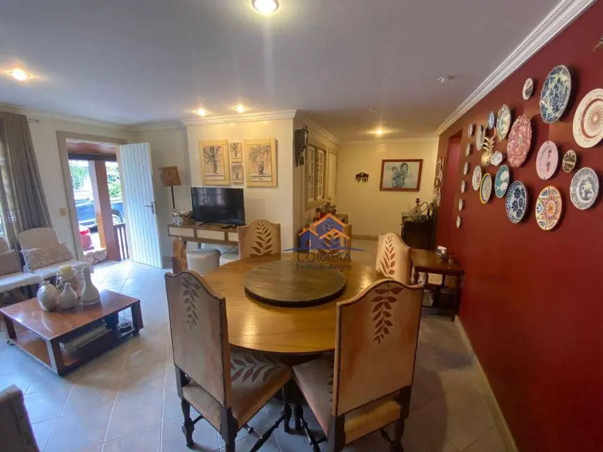 Foto 6 de Casa com 3 quartos à venda, 150m2 em Centro, Angra Dos Reis - RJ