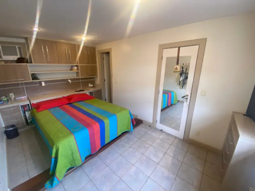 Foto 9 de Casa com 3 quartos à venda, 150m2 em Centro, Angra Dos Reis - RJ