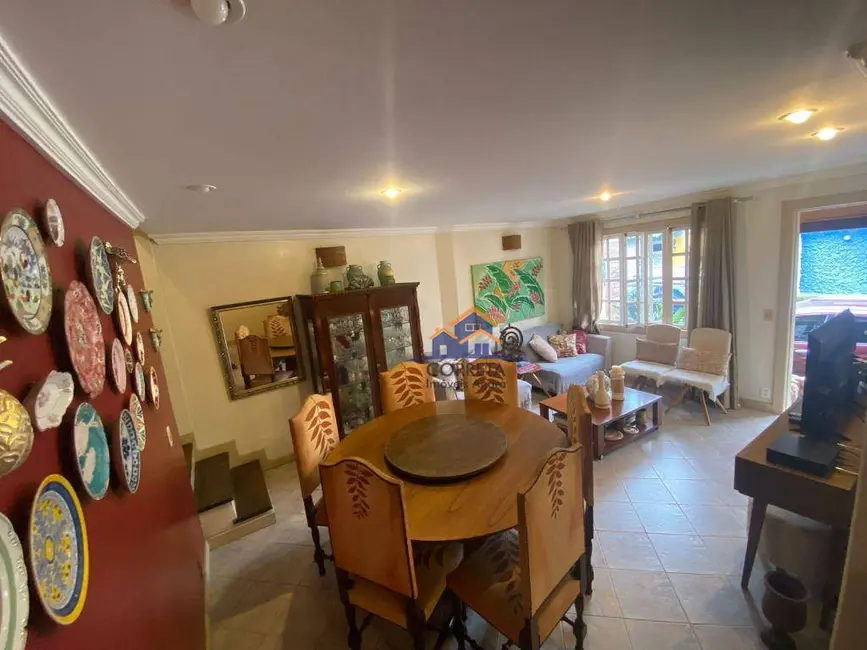 Foto 5 de Casa com 3 quartos à venda, 150m2 em Centro, Angra Dos Reis - RJ