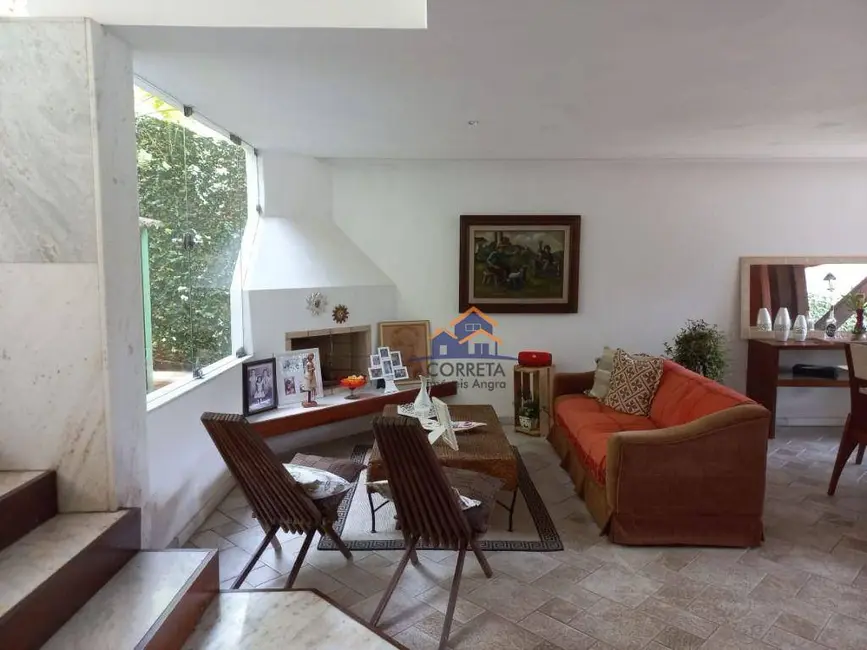 Foto 2 de Casa com 5 quartos à venda, 742m2 em Parque das Palmeiras, Angra Dos Reis - RJ