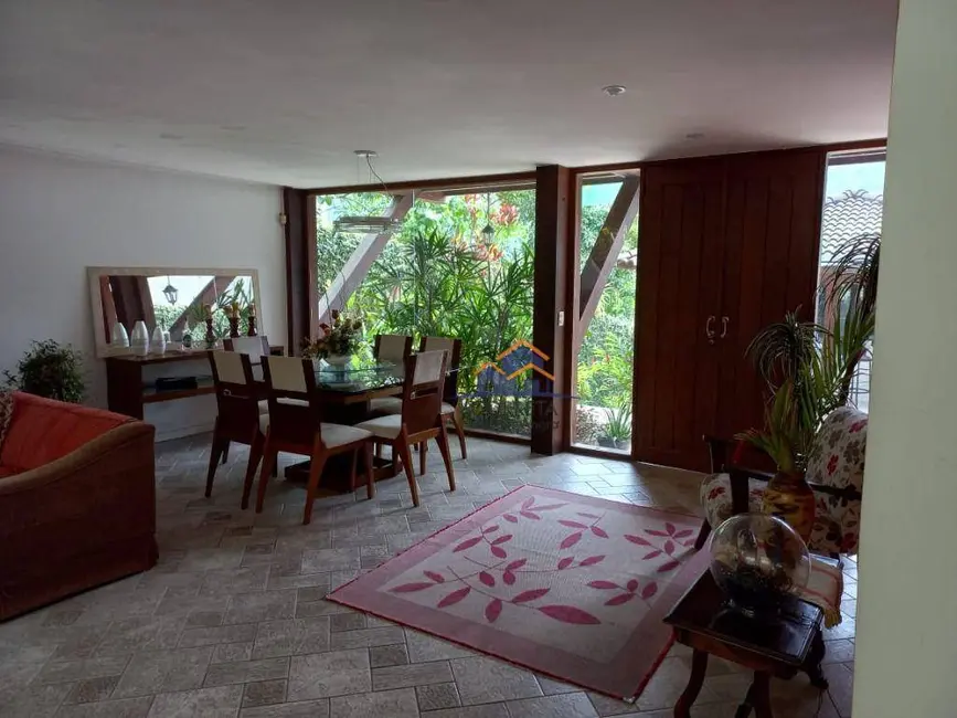 Foto 1 de Casa com 5 quartos à venda, 742m2 em Parque das Palmeiras, Angra Dos Reis - RJ