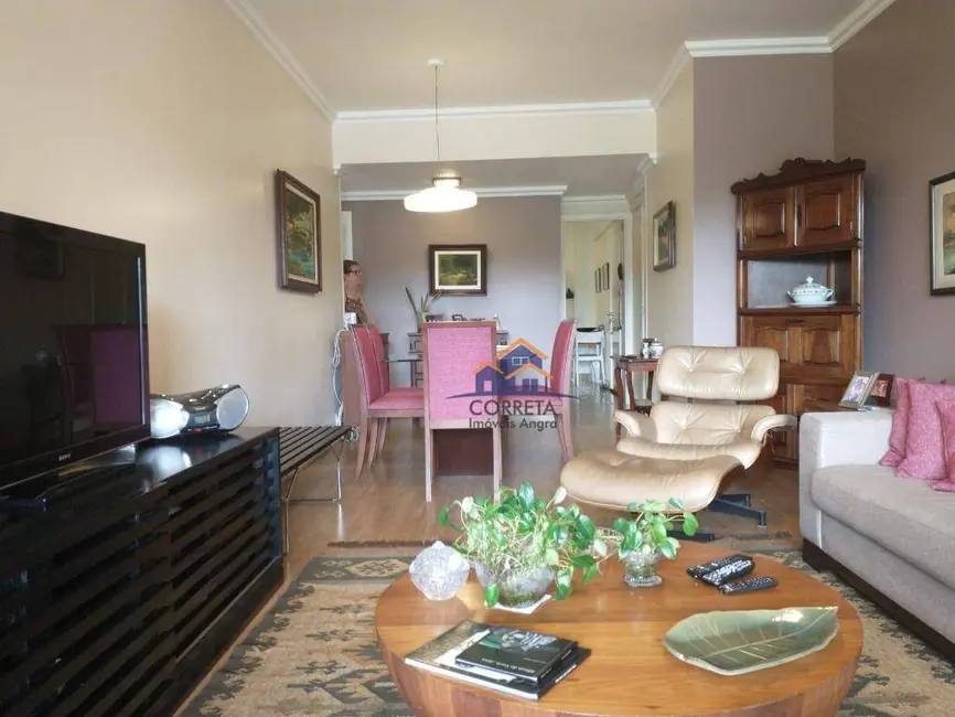 Foto 2 de Apartamento com 3 quartos à venda, 153m2 em Parque das Palmeiras, Angra Dos Reis - RJ
