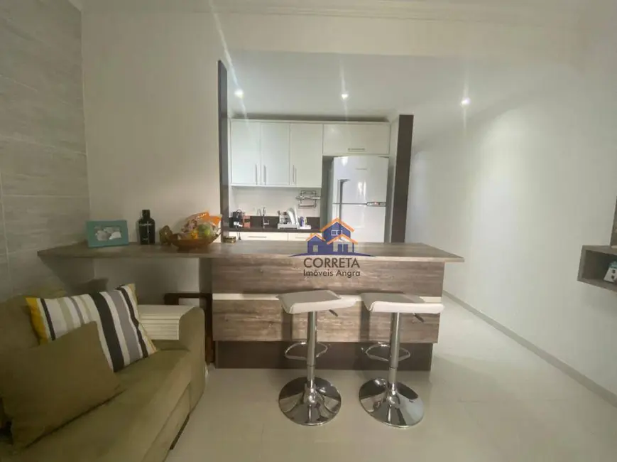 Foto 3 de Apartamento com 2 quartos à venda, 70m2 em Angra Dos Reis - RJ