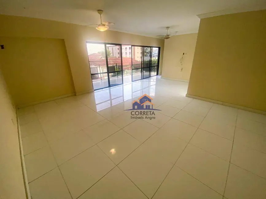 Apartamento com 4 quartos à venda, 225m2 em Parque das Palmeiras, Angra Dos Reis - RJ - imagem 6 Foto 6 de Apartamento com 4 quartos à venda, 225m2 em Parque das Palmeiras, Angra Dos Reis - RJ