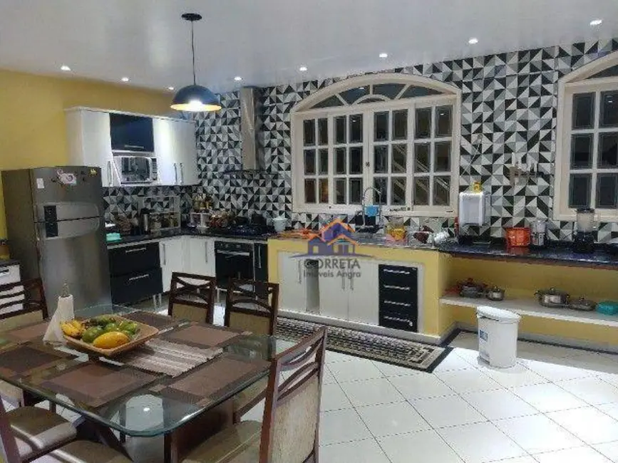 Casa de Condomínio com 4 quartos à venda, 380m2 em Angra Dos Reis - RJ - imagem 7 Foto 7 de Casa de Condomínio com 4 quartos à venda, 380m2 em Angra Dos Reis - RJ