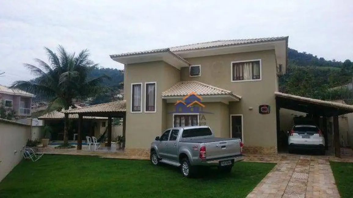 Foto 4 de Casa com 4 quartos à venda, 410m2 em Parque das Palmeiras, Angra Dos Reis - RJ