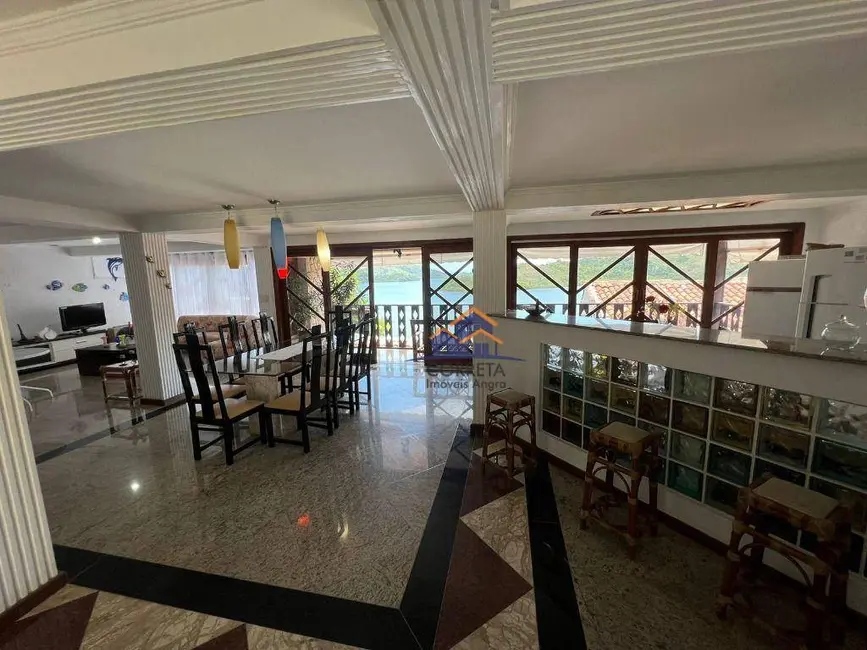 Foto 2 de Casa de Condomínio com 5 quartos à venda, 18m2 em Itanema (Cunhambebe), Angra Dos Reis - RJ