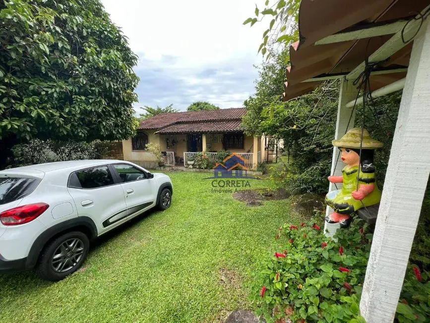 Foto 1 de Casa com 3 quartos à venda, 1150m2 em Angra Dos Reis - RJ