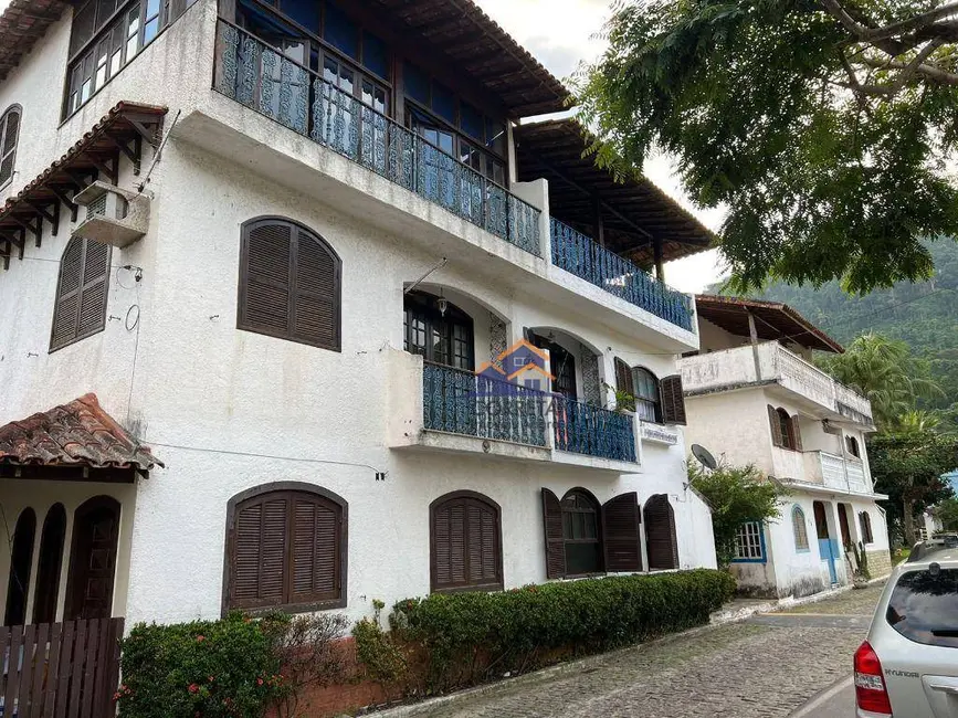 Foto 1 de Casa de Condomínio com 3 quartos à venda, 30m2 em Praia Grande, Angra Dos Reis - RJ