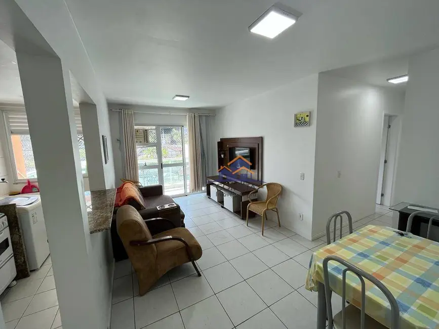 Foto 2 de Apartamento com 2 quartos para alugar, 70m2 em Praia da Chácara, Angra Dos Reis - RJ