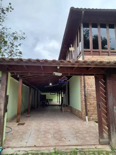 Foto 3 de Casa com 3 quartos à venda, 450m2 em Verolme, Angra Dos Reis - RJ