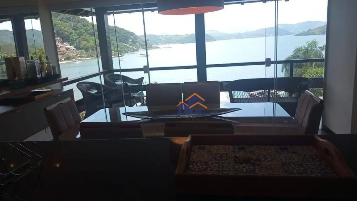 Foto 9 de Casa de Condomínio com 7 quartos à venda, 600m2 em Itanema (Cunhambebe), Angra Dos Reis - RJ