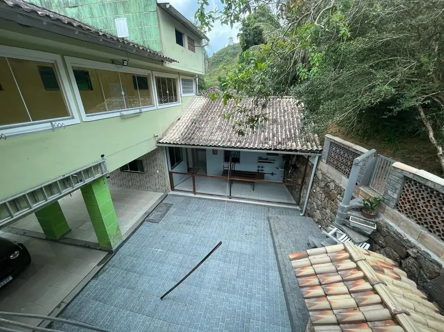 Foto 4 de Casa com 5 quartos à venda, 560m2 em Angra Dos Reis - RJ