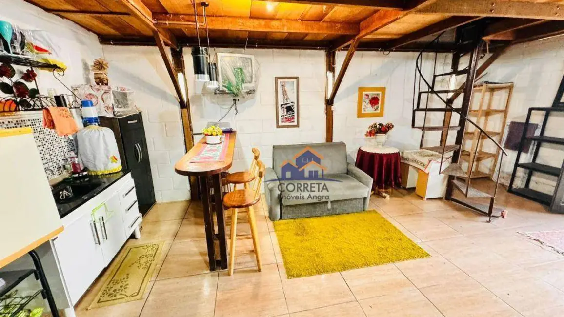 Foto 2 de Apartamento com 1 quarto para alugar, 46m2 em Village, Angra Dos Reis - RJ