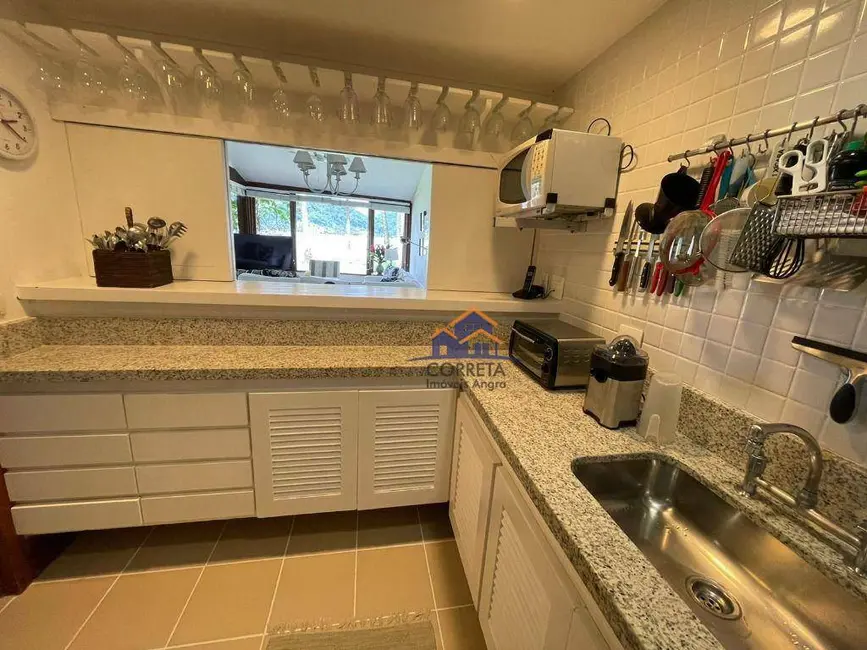 Casa de Condomínio com 3 quartos à venda, 120m2 em Retiro (Cunhambebe), Angra Dos Reis - RJ - imagem 7 Foto 7 de Casa de Condomínio com 3 quartos à venda, 120m2 em Retiro (Cunhambebe), Angra Dos Reis - RJ