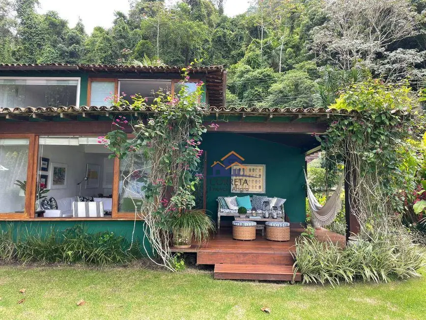 Casa de Condomínio com 3 quartos à venda, 120m2 em Retiro (Cunhambebe), Angra Dos Reis - RJ - imagem 5 Foto 5 de Casa de Condomínio com 3 quartos à venda, 120m2 em Retiro (Cunhambebe), Angra Dos Reis - RJ