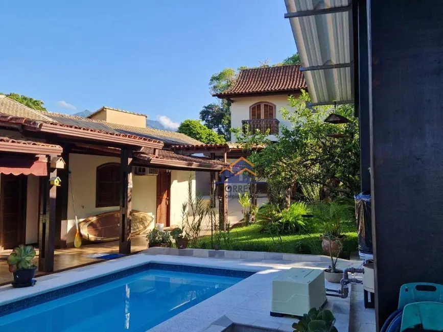 Foto 2 de Casa de Condomínio com 6 quartos à venda, 705m2 em Angra Dos Reis - RJ