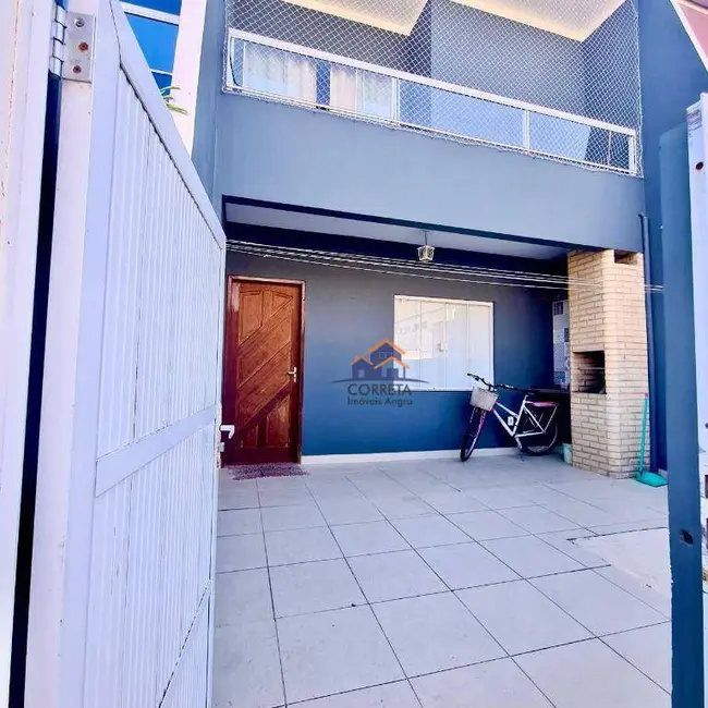 Foto 2 de Casa com 2 quartos à venda, 110m2 em Verolme, Angra Dos Reis - RJ