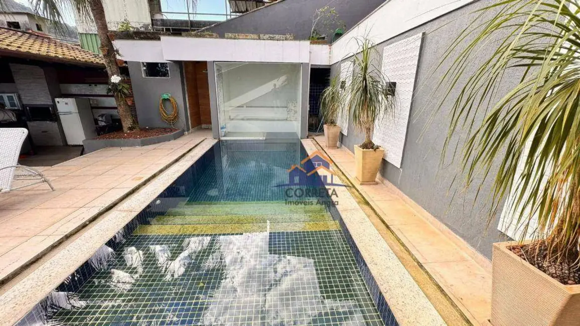Foto 2 de Casa com 4 quartos à venda, 534m2 em Parque das Palmeiras, Angra Dos Reis - RJ