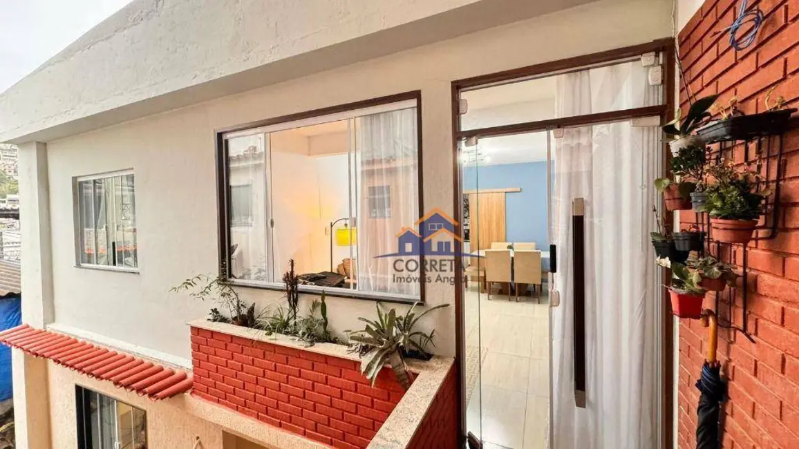 Apartamento com 2 quartos à venda, 71m2 em Balneário, Angra Dos Reis - RJ - imagem 1 Foto 1 de Apartamento com 2 quartos à venda, 71m2 em Balneário, Angra Dos Reis - RJ