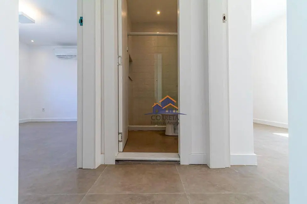 Foto 8 de Apartamento com 3 quartos à venda, 237m2 em Copacabana, Rio De Janeiro - RJ