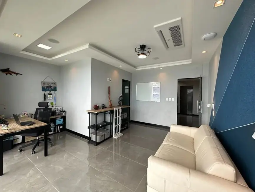 Casa com 4 quartos à venda, 480m2 em Mangaratiba - RJ - imagem 8 Foto 8 de Casa com 4 quartos à venda, 480m2 em Mangaratiba - RJ