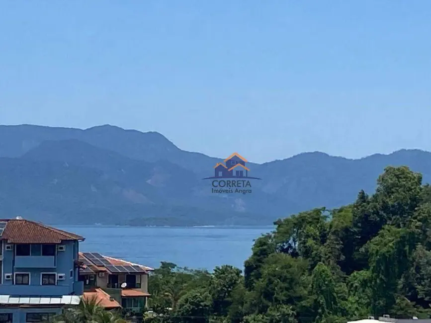 Casa com 2 quartos para alugar, 68m2 em Camorim, Angra Dos Reis - RJ - imagem 1 Foto 1 de Casa com 2 quartos para alugar, 68m2 em Camorim, Angra Dos Reis - RJ