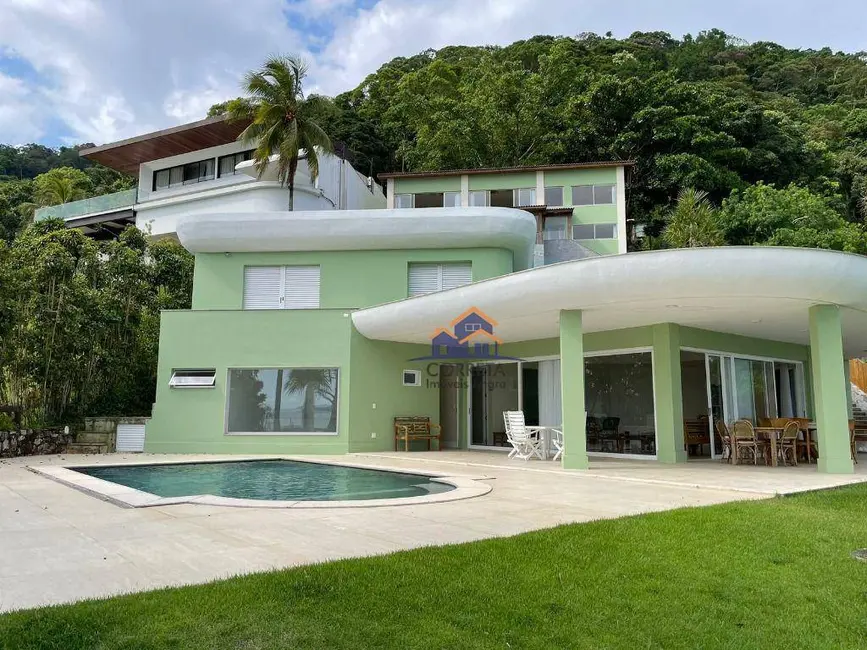 Foto 2 de Casa com 7 quartos à venda, 1000m2 em Mombaça, Angra Dos Reis - RJ
