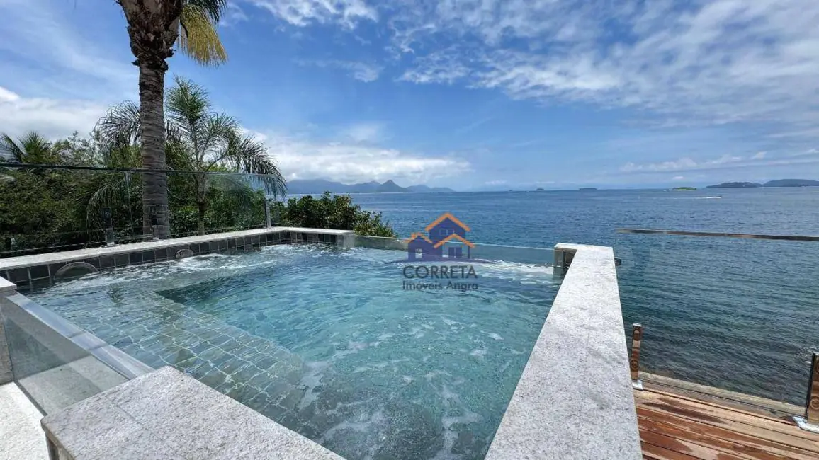 Foto 5 de Casa com 3 quartos à venda, 300m2 em Monsuaba, Angra Dos Reis - RJ