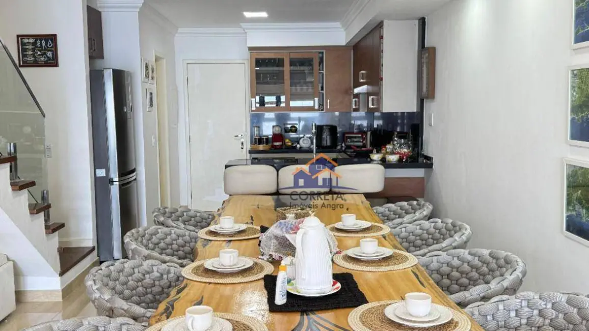 Foto 8 de Casa com 3 quartos à venda, 300m2 em Monsuaba, Angra Dos Reis - RJ