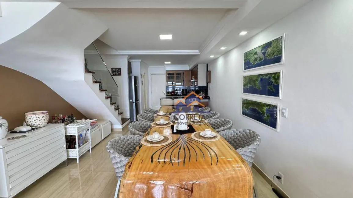 Foto 9 de Casa com 3 quartos à venda, 300m2 em Monsuaba, Angra Dos Reis - RJ