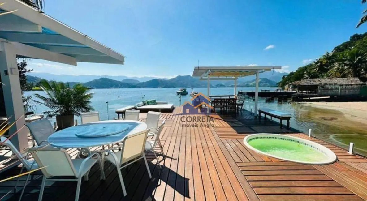 Foto 2 de Casa de Condomínio com 9 quartos à venda, 200m2 em Enseada, Angra Dos Reis - RJ